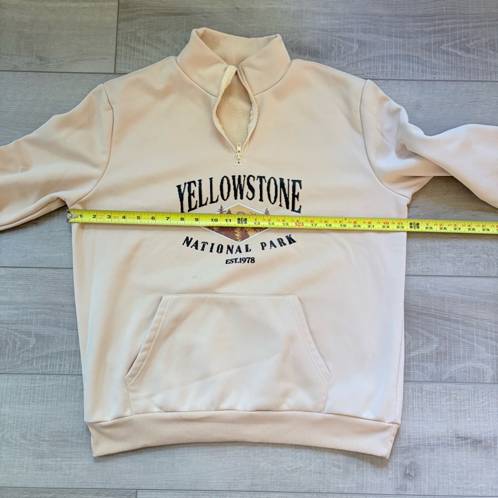 Yellowstone National Park Beige 1/4 zip Sweatshirt - Picture 3 of 5